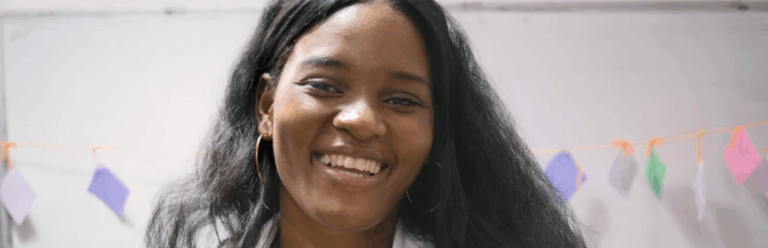 Becas de posgrado para mujeres líderes del Chocó